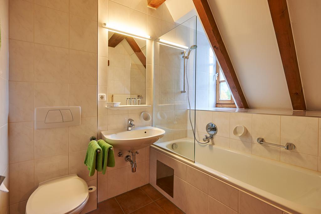 Seminar- Und Gaestehaus Im Kloster Bezau Exteriör bild